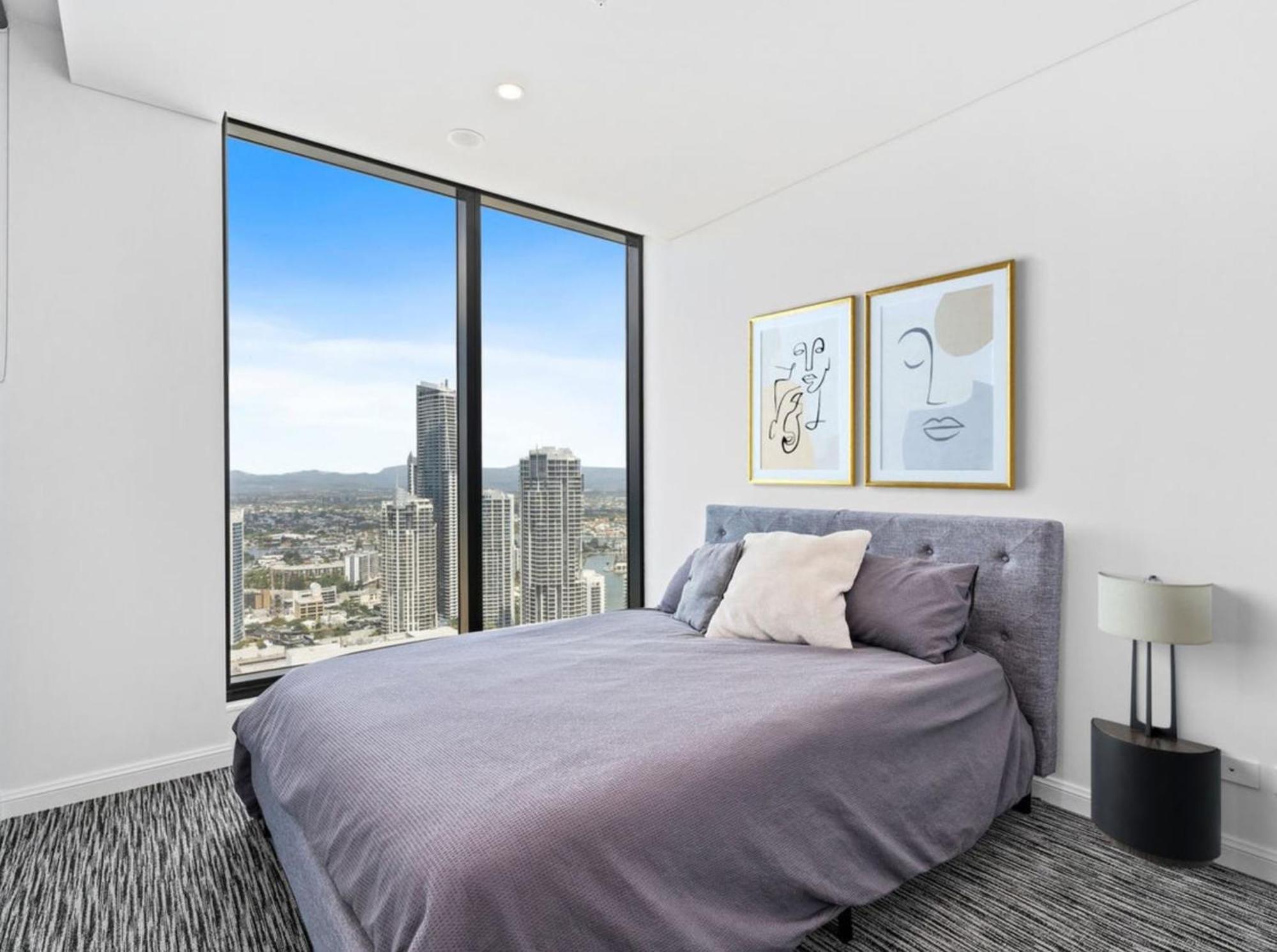 Surfers Paradise New Beachfront Apartments Gold Coast Bagian luar foto